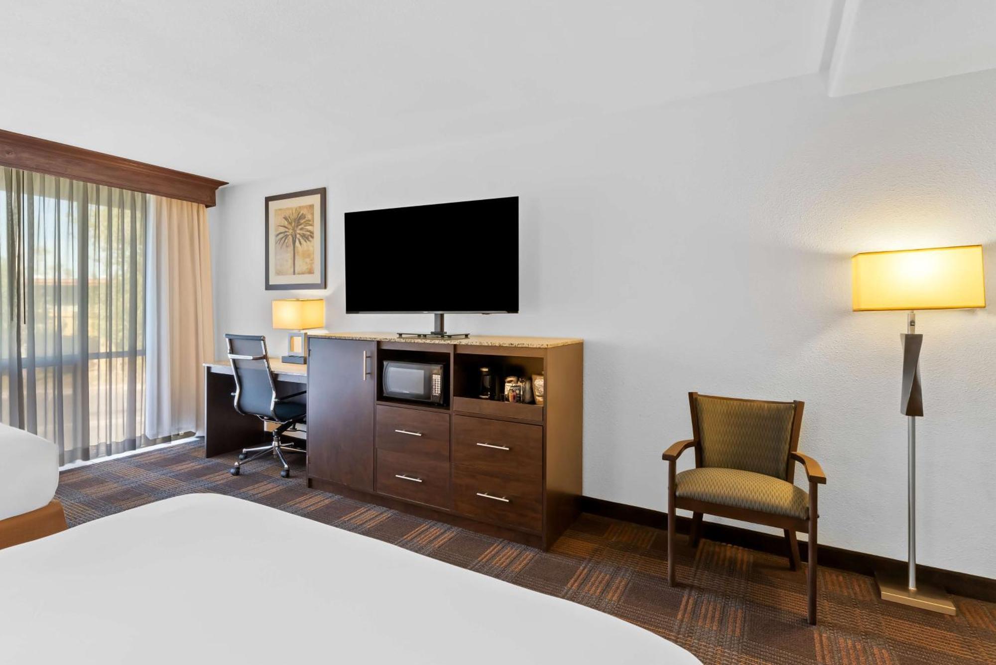 Best Western Date Tree Hotel Indio Exterior photo